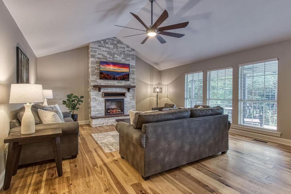Tranquility Hollow, Indoor Pool, Game Room, 1089 Free Tickets Each Paid Day, Dollywood And More! Sevierville Exteriér fotografie